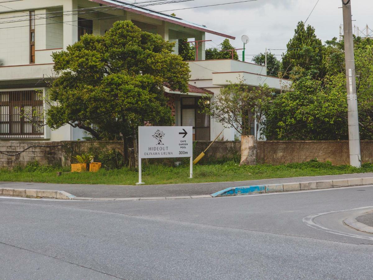 Hideout Okinawa Урума Экстерьер фото
